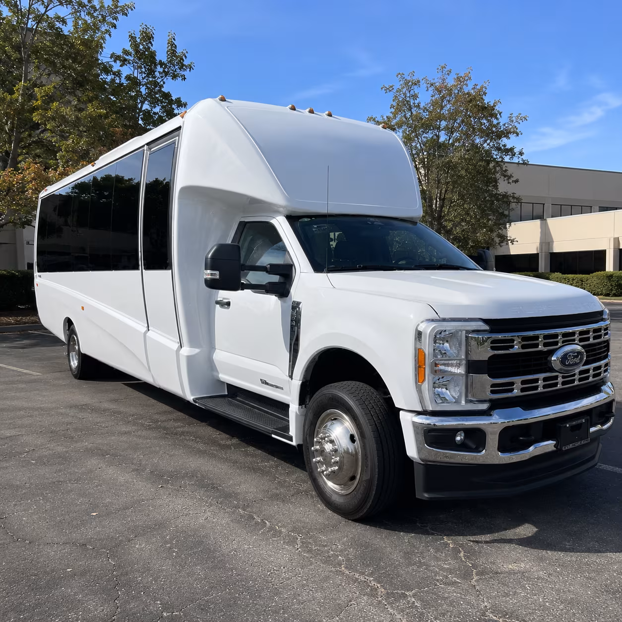 manchester bus rentals