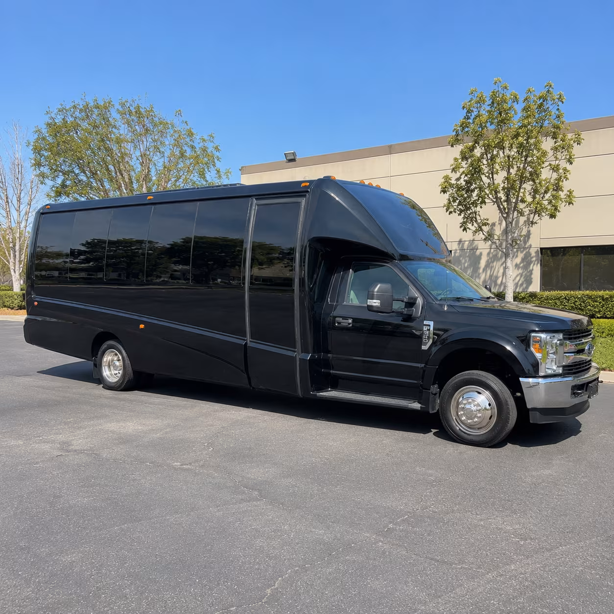 portsmouth concert party bus rental