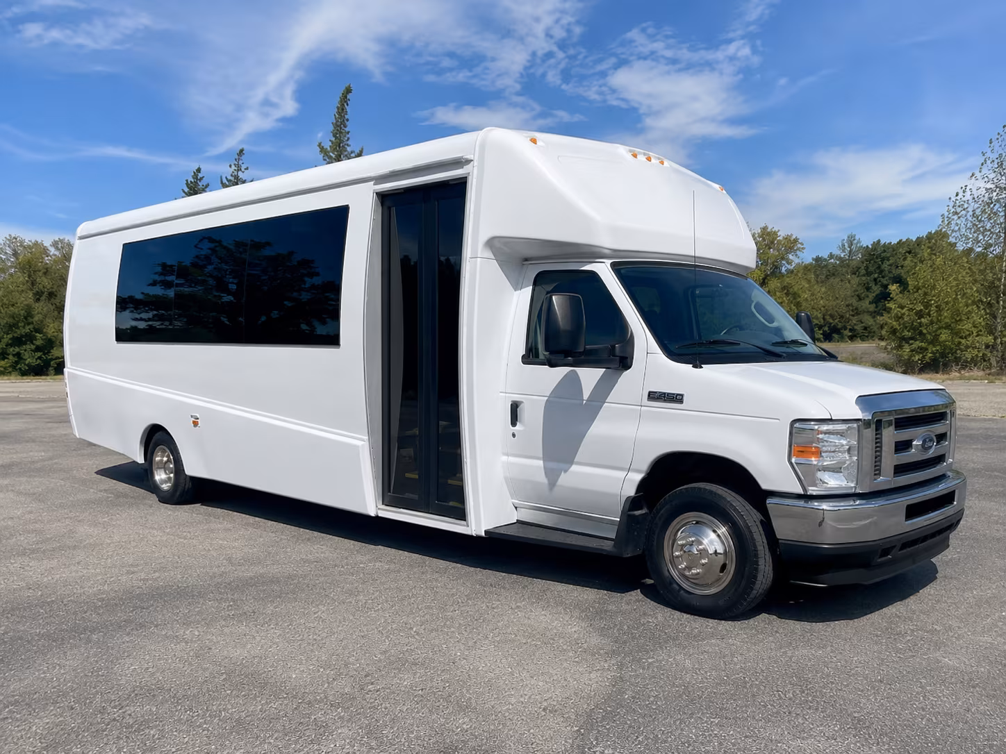 portsmouth new years eve party bus rental
