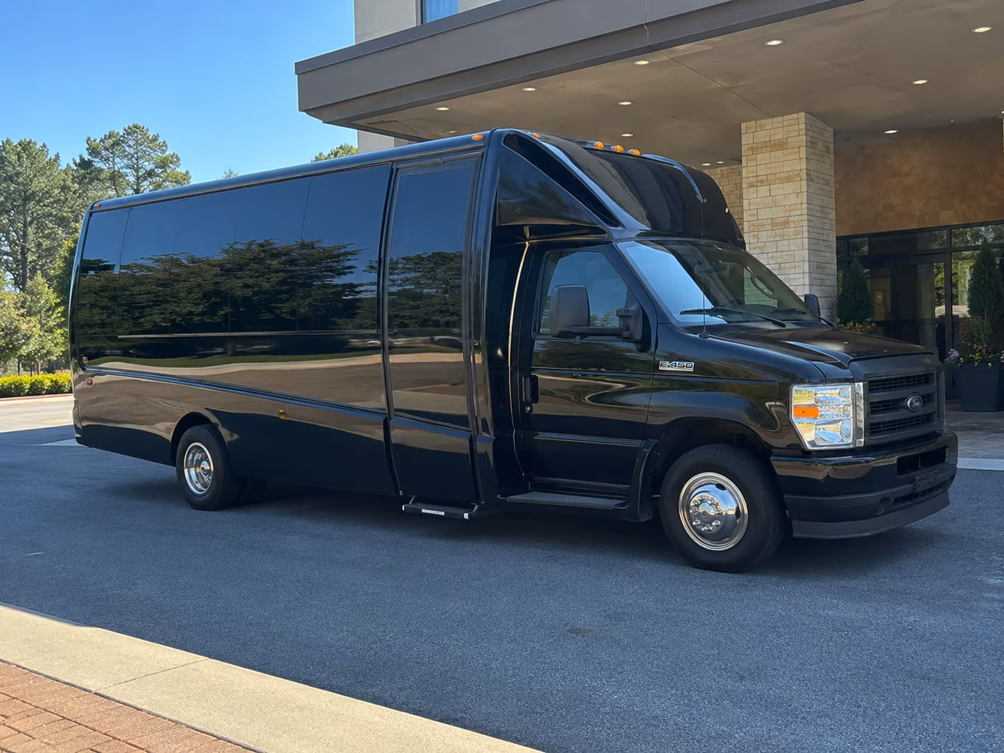 portsmouthcharterbuscompany com is ready to help you find event transportation for prom corporate events and everything in between