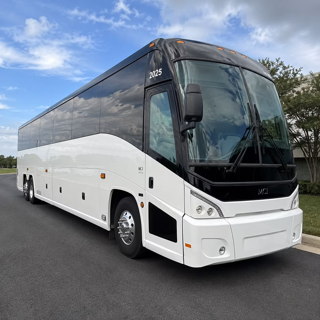 salem book charter buses for your salem government or military group
