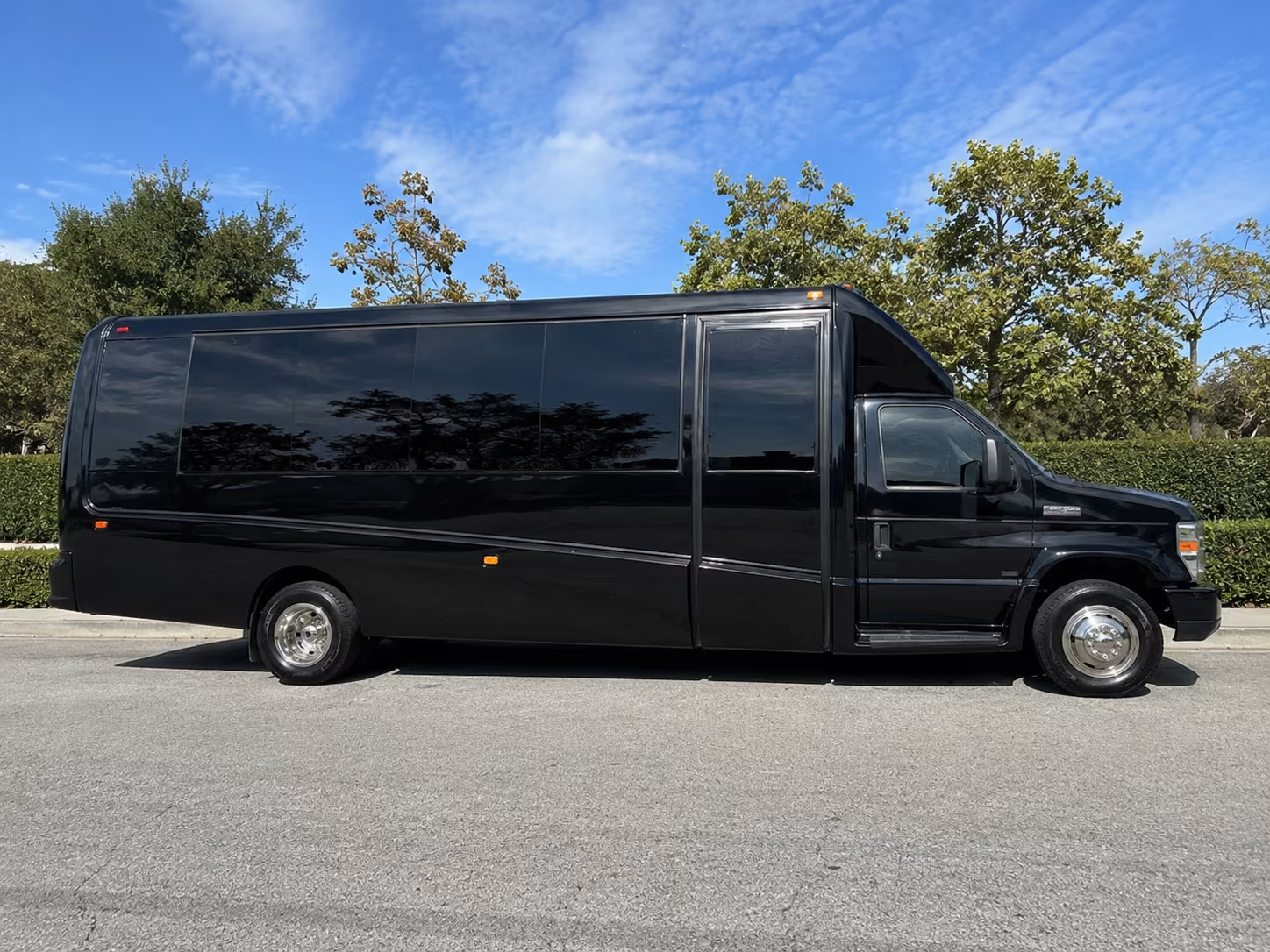 with portsmouthcharterbuscompany com you ll find the perfect charter for game day trips to fenway gillette and td garden